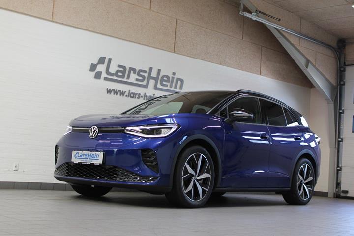Blå VW ID.4 fra 2026 set udefra