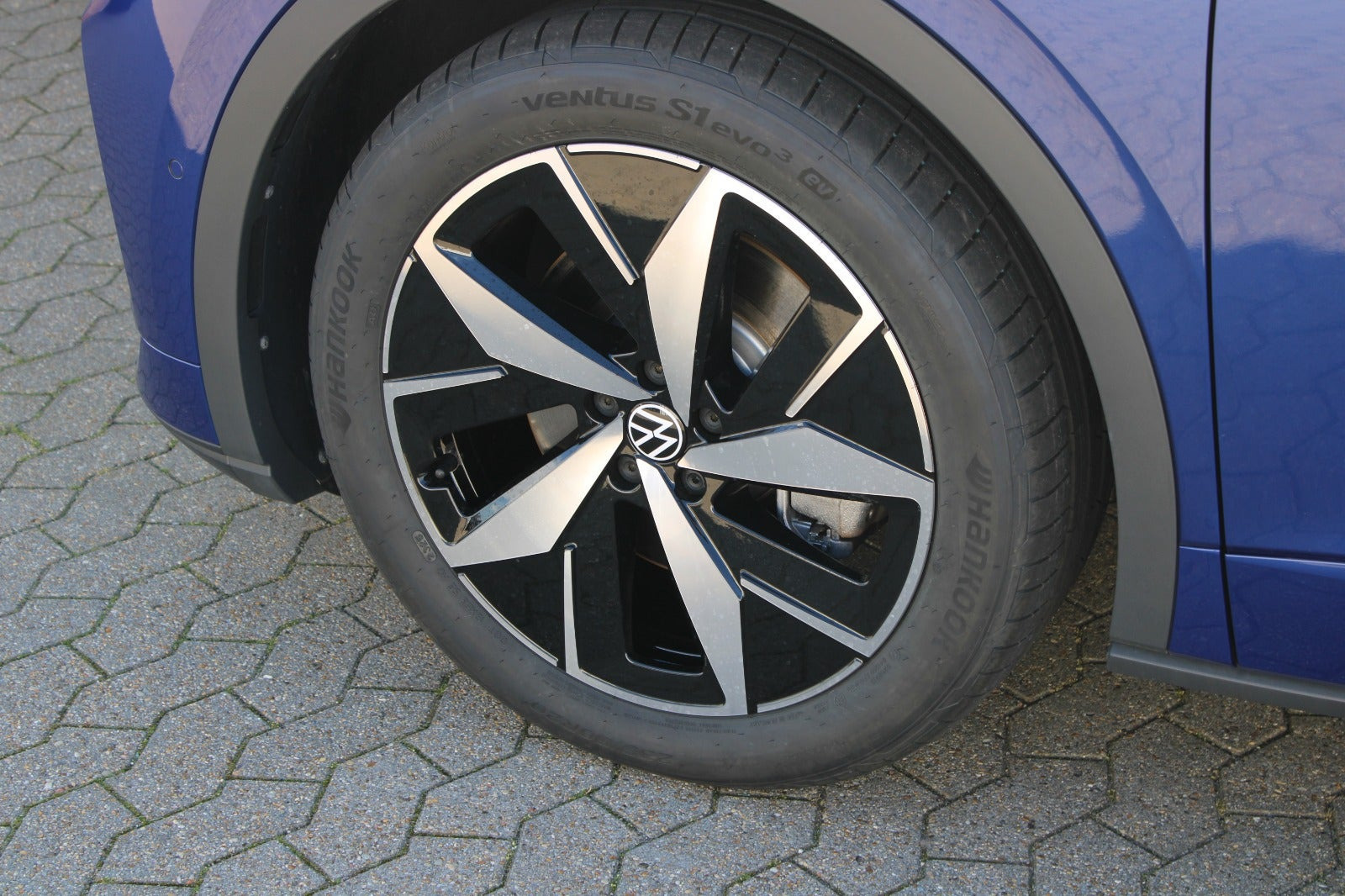 Blå VW ID.4 fra 2026