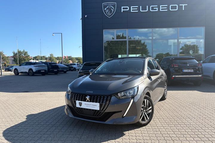 Rød Peugeot 208 fra 2020