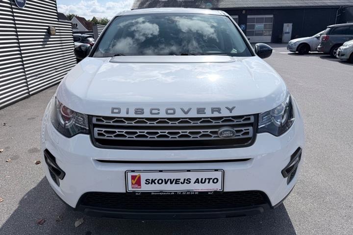 Hvid Land Rover Discovery Sport fra 2016