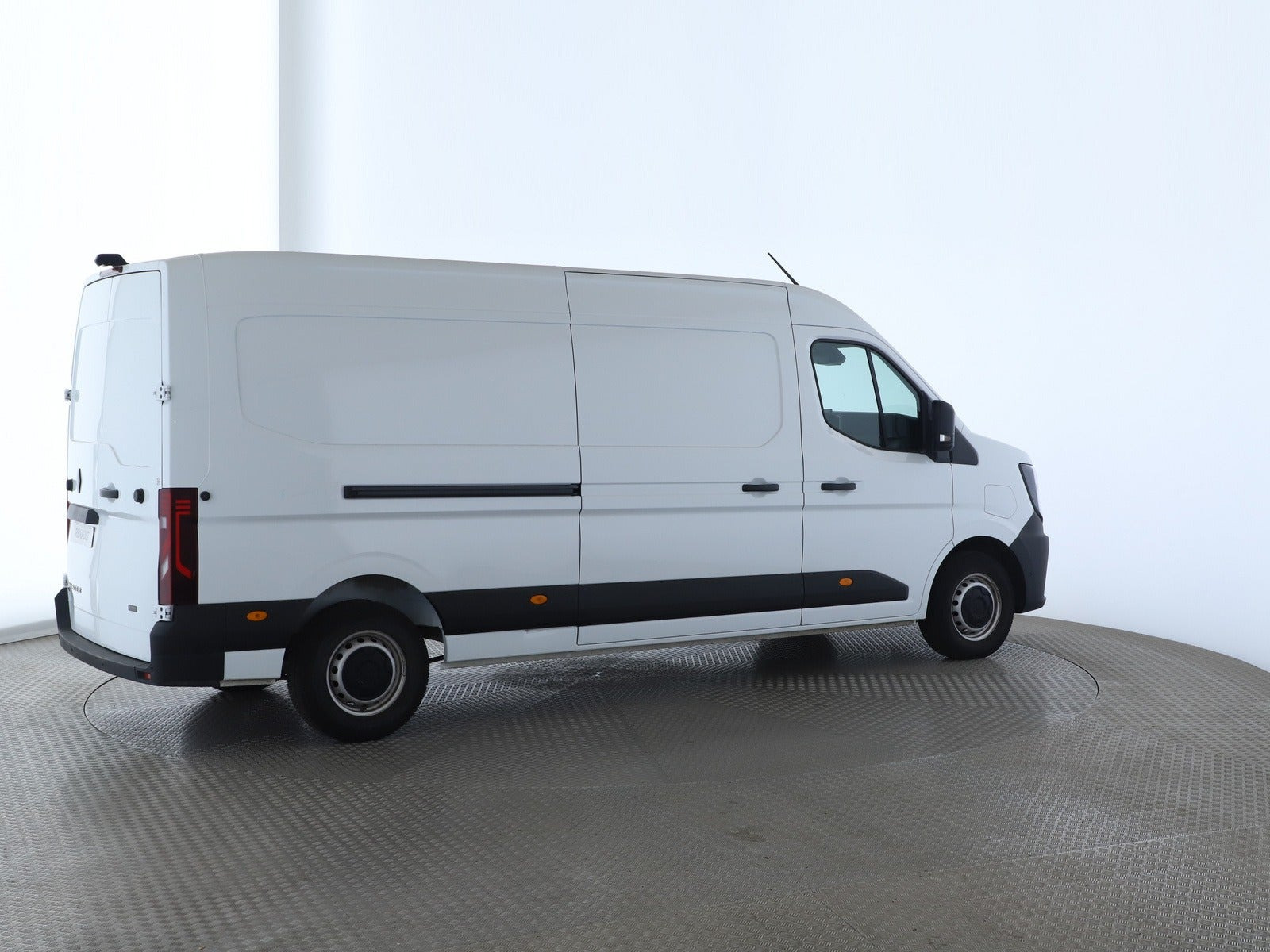 Hvid Renault Master V T35 fra 2025