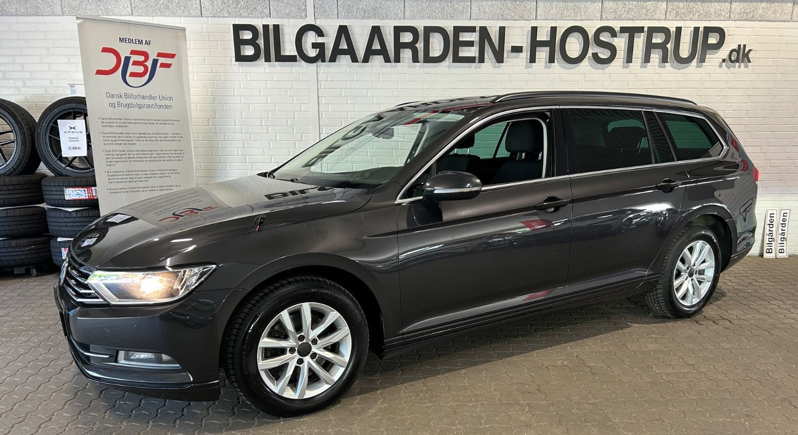 Sort VW Passat fra 2019