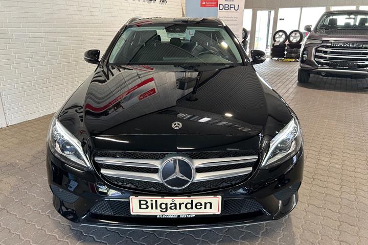 Sort Mercedes C300 e fra 2020