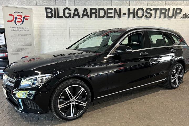 Sort Mercedes C300 e fra 2020