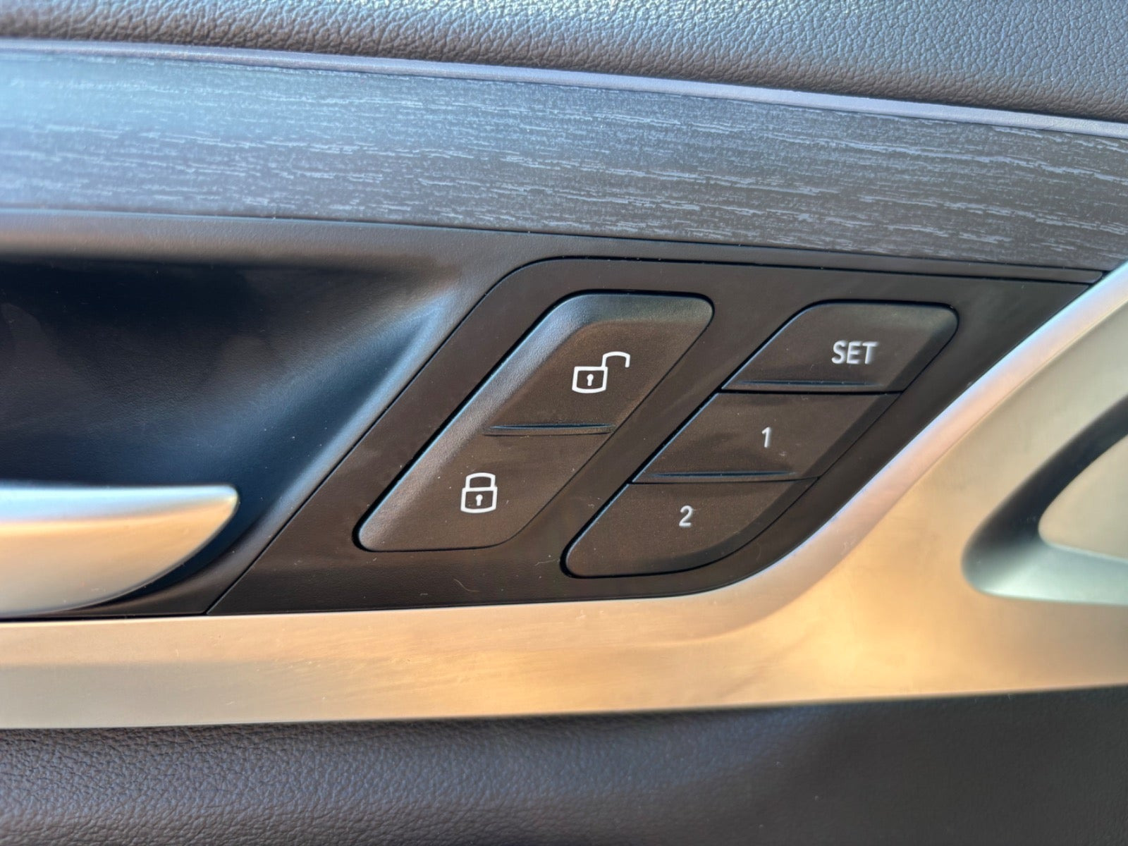 Sort BMW iX3 fra 2023