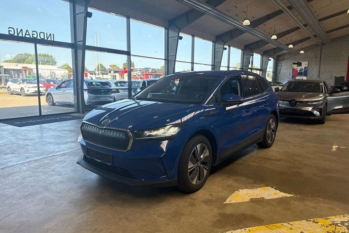 Blå Skoda Enyaq fra 2024