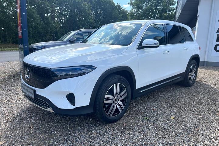 Hvid Mercedes EQB 250+ fra 2025