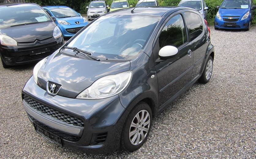 Peugeot 107 1,0 Active 68HK 5d