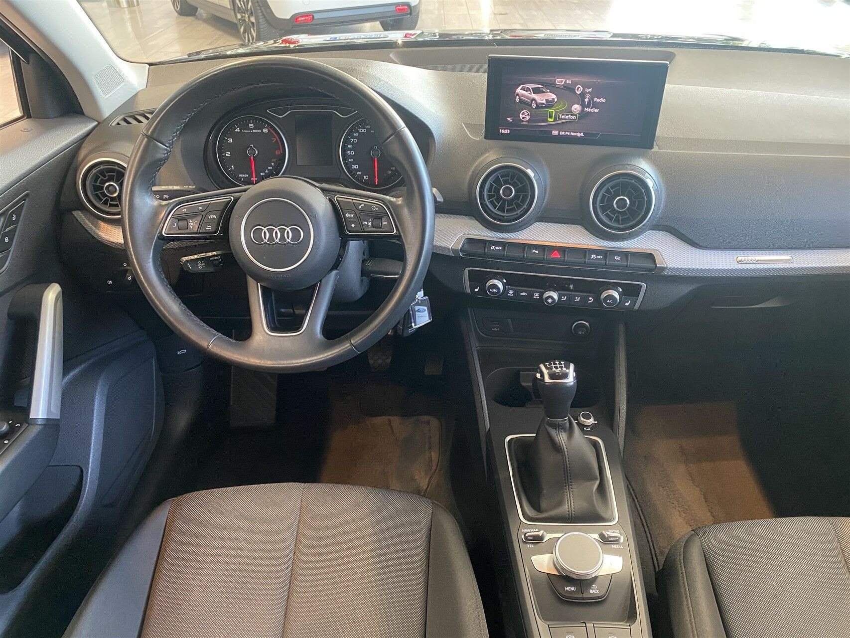Audi Q2 30 TFSI Manual, 6-trins, 110ps, 2023