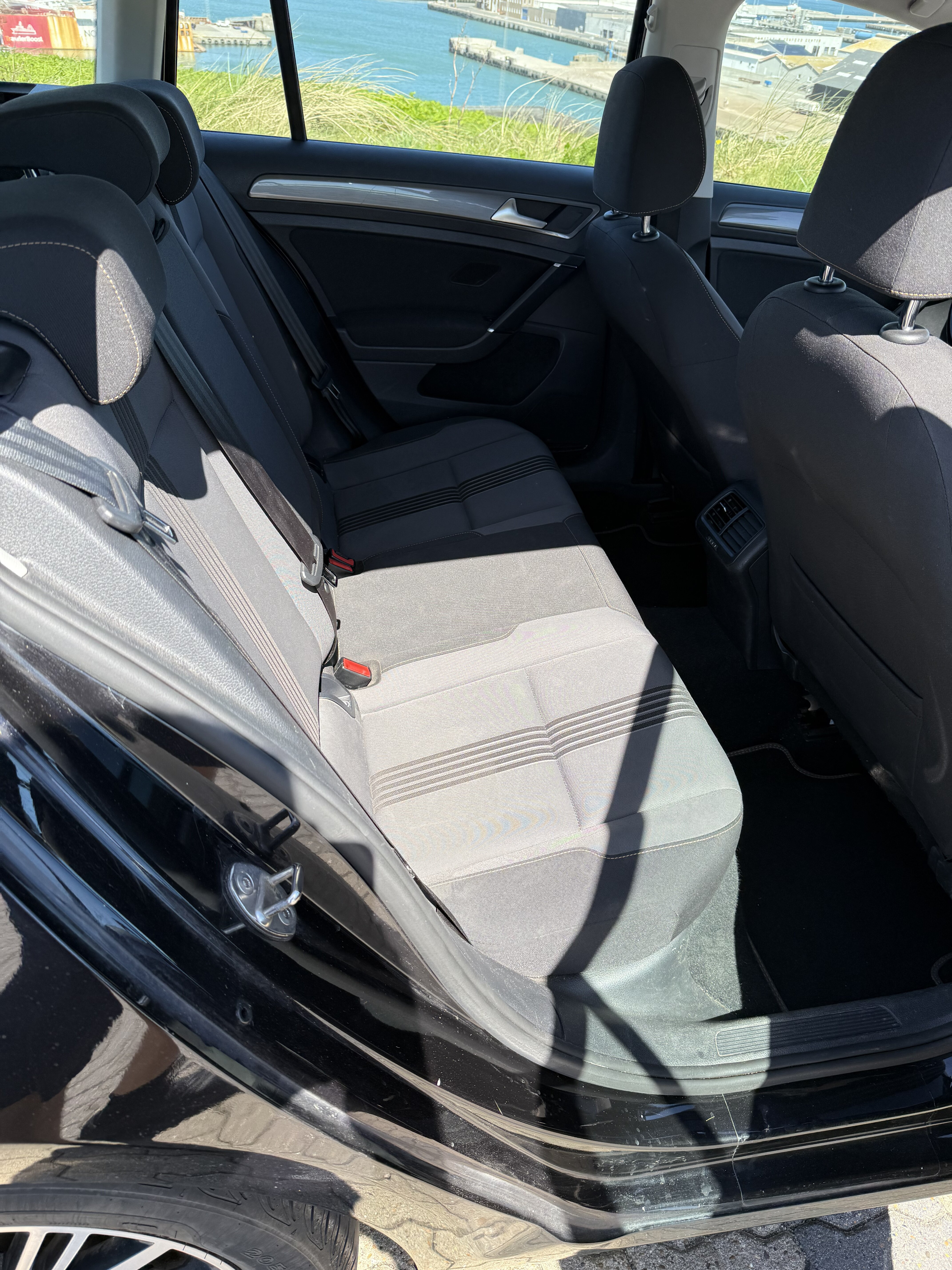 Sort VW Golf fra 2016