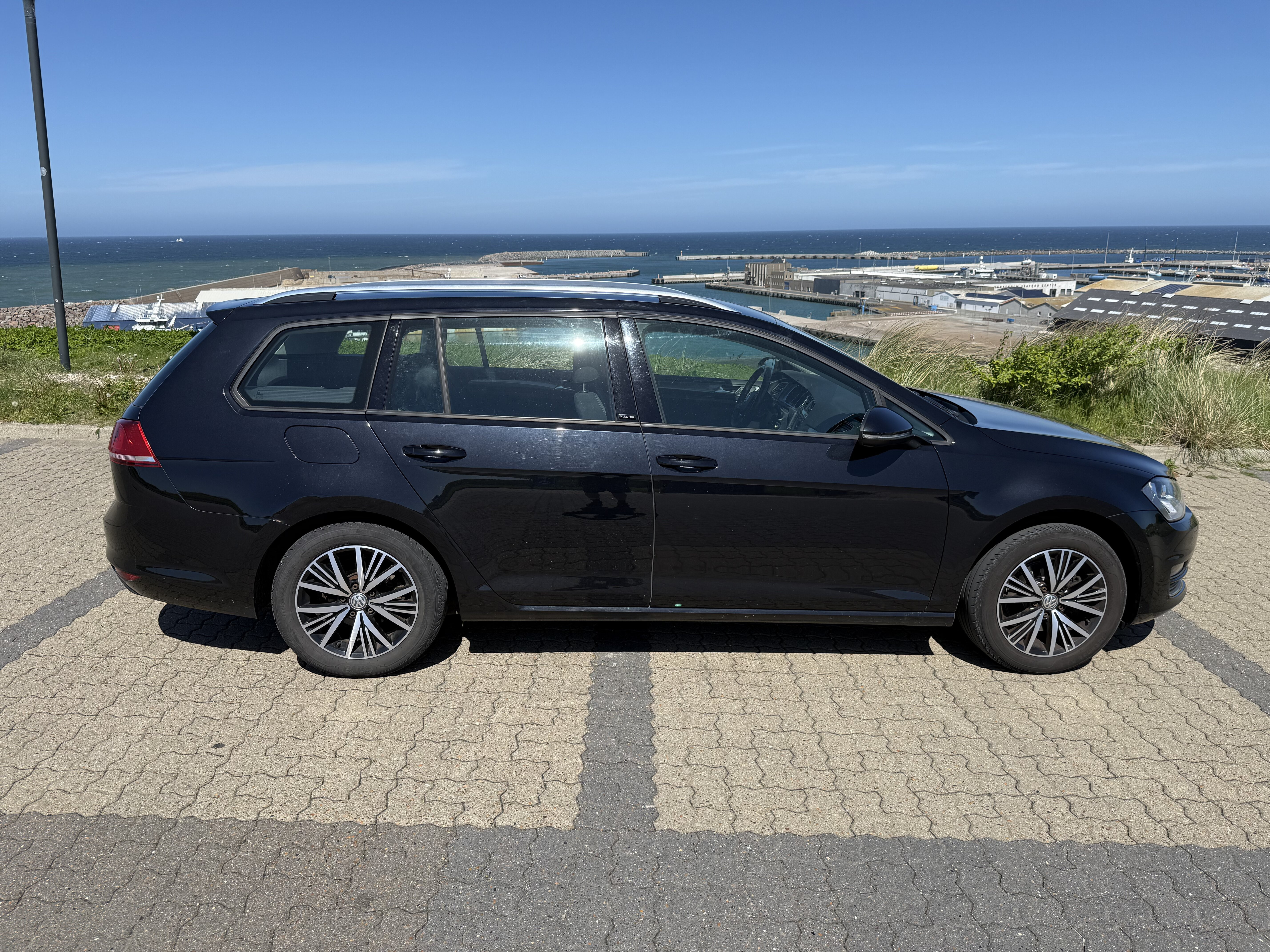 Sort VW Golf fra 2016