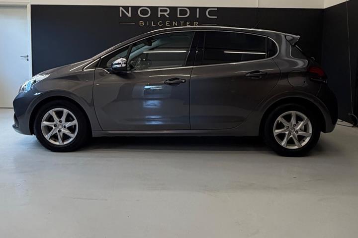 undefined Peugeot 208 fra 2019
