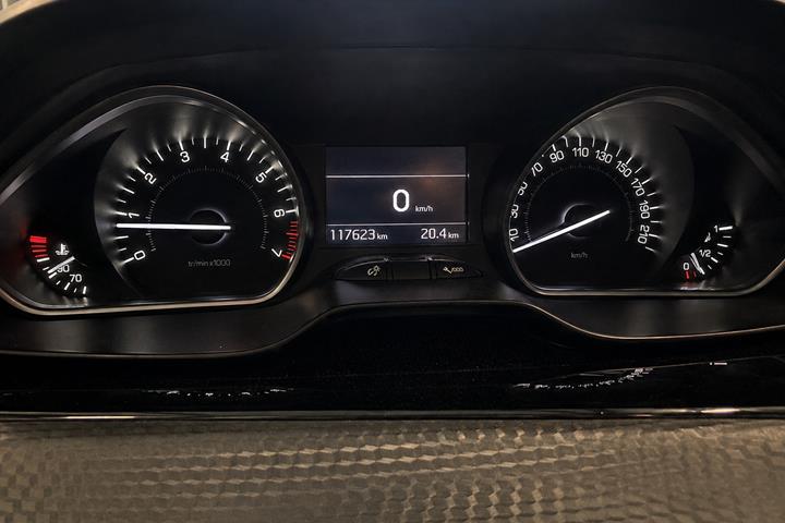 undefined Peugeot 208 fra 2019