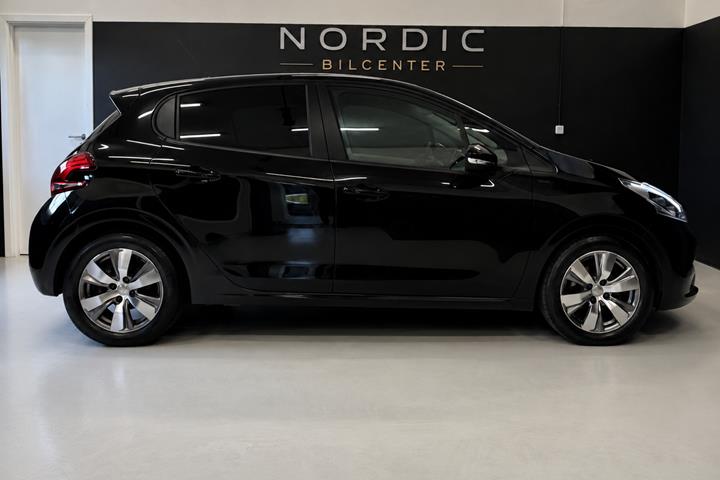 undefined Peugeot 208 fra 2019