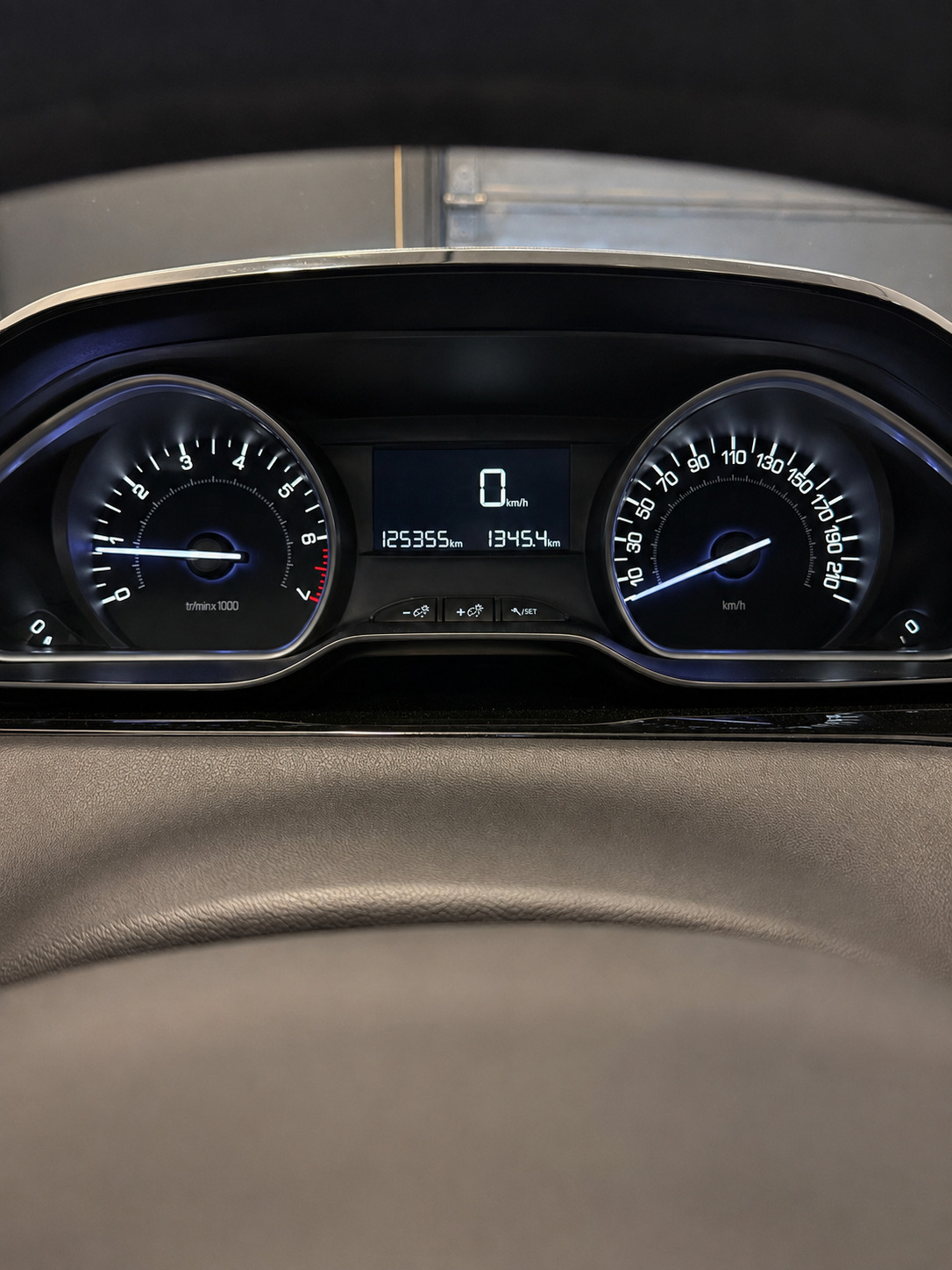 undefined Peugeot 208 fra 2019