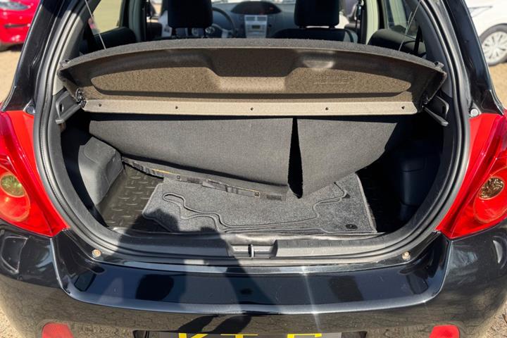 undefined Toyota Yaris fra 2008