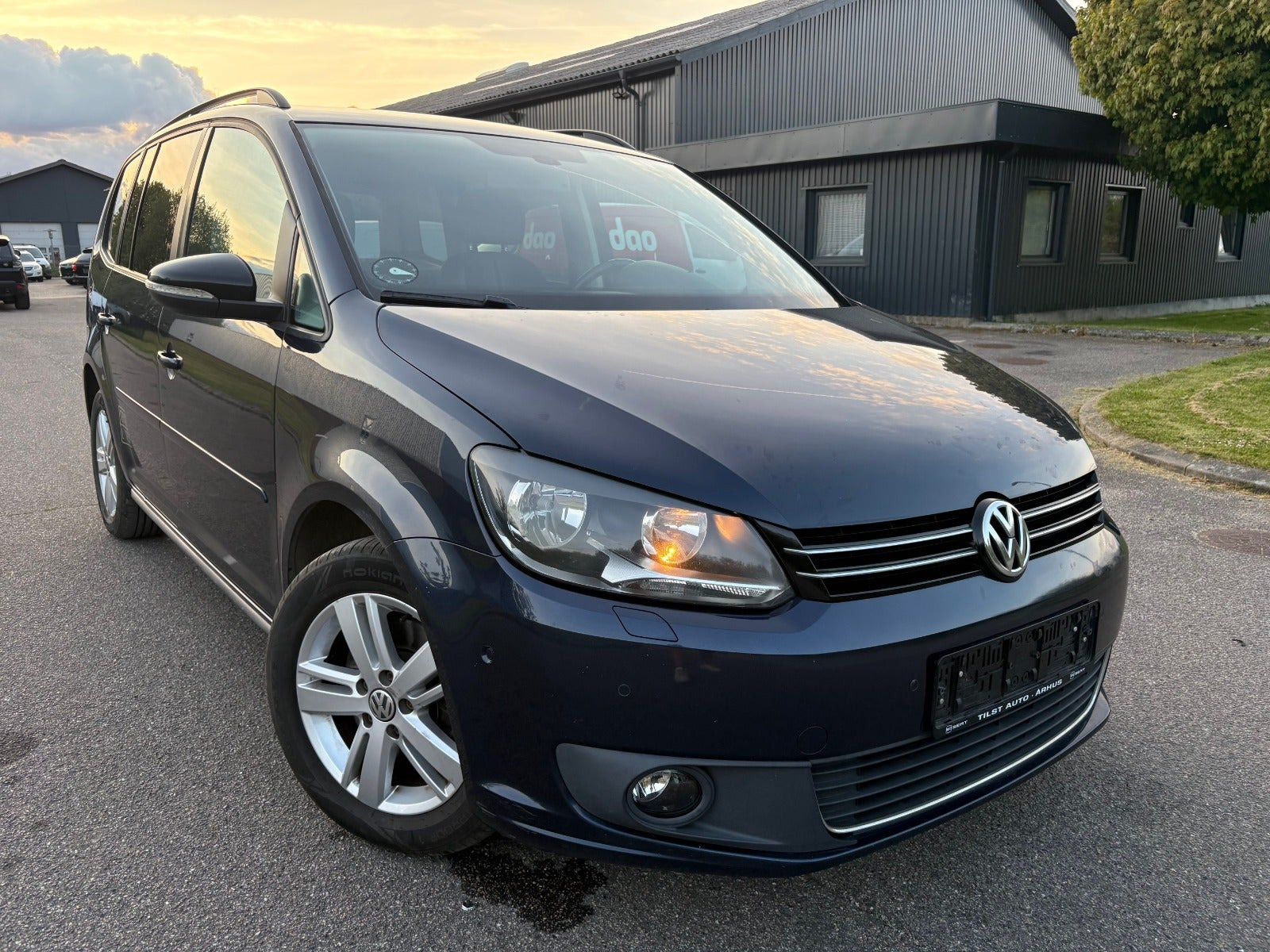 VW Touran 2,0 TDi 140 Highline DSG BMT Van
