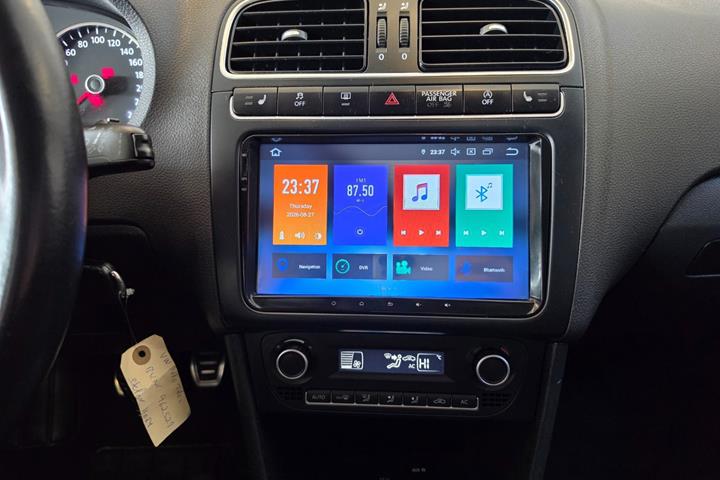 Sort VW Polo fra 2014