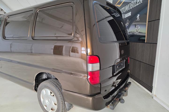 undefined Toyota HiAce fra 2007