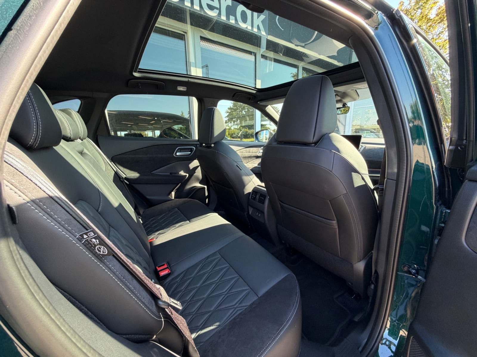 Grøn Nissan Qashqai fra 2025