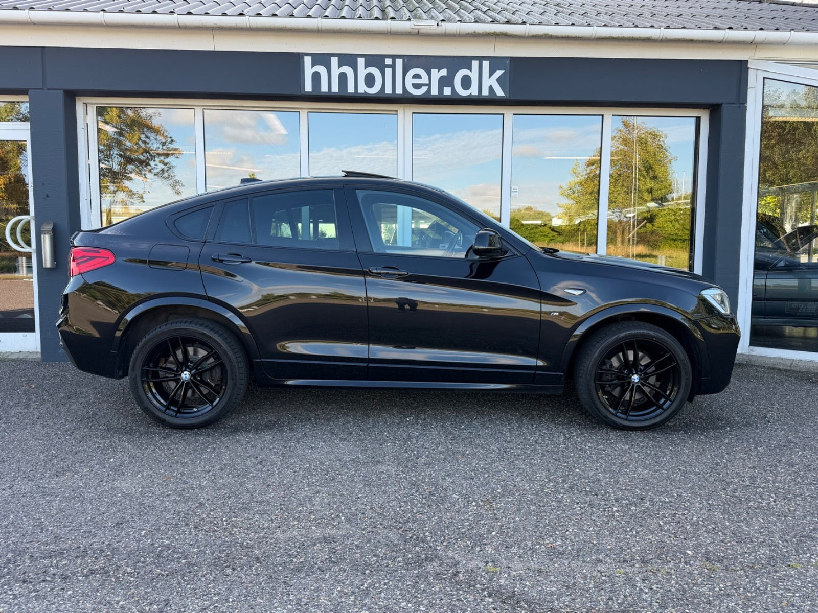 Sort BMW X4 fra 2018