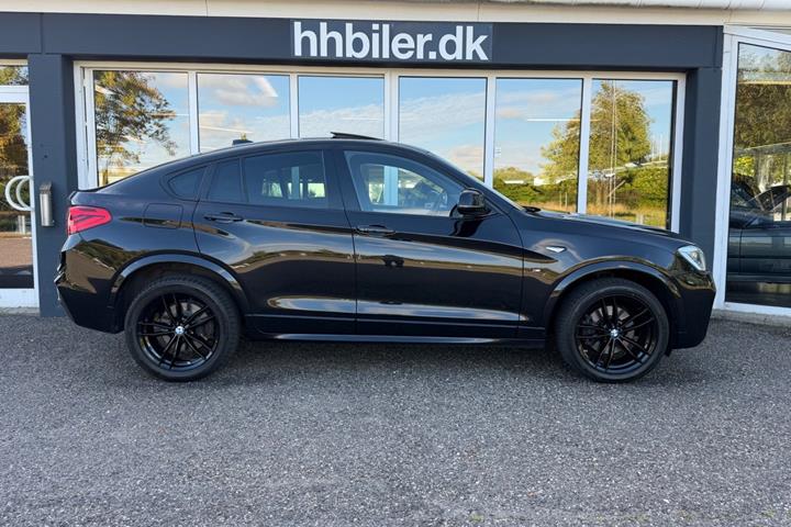 Sort BMW X4 fra 2018