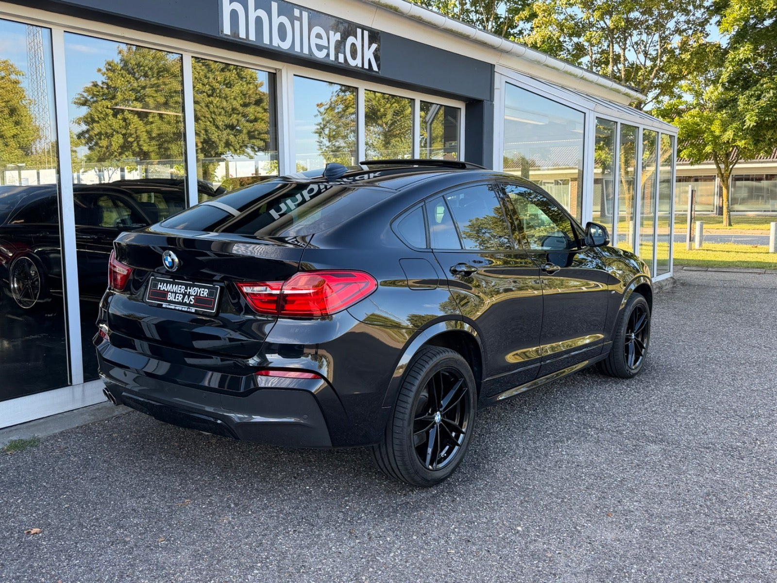 Sort BMW X4 fra 2018