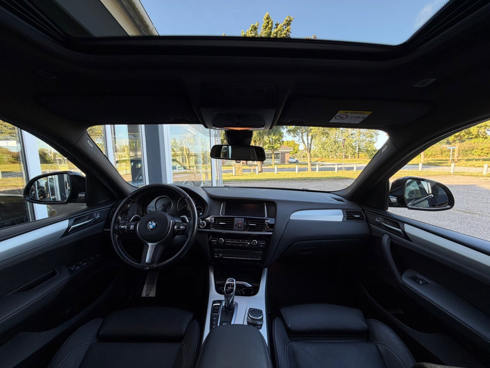 Sort BMW X4 fra 2018