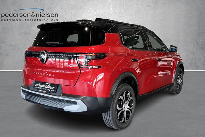 Rød Citroën e-C3 Aircross fra 2026