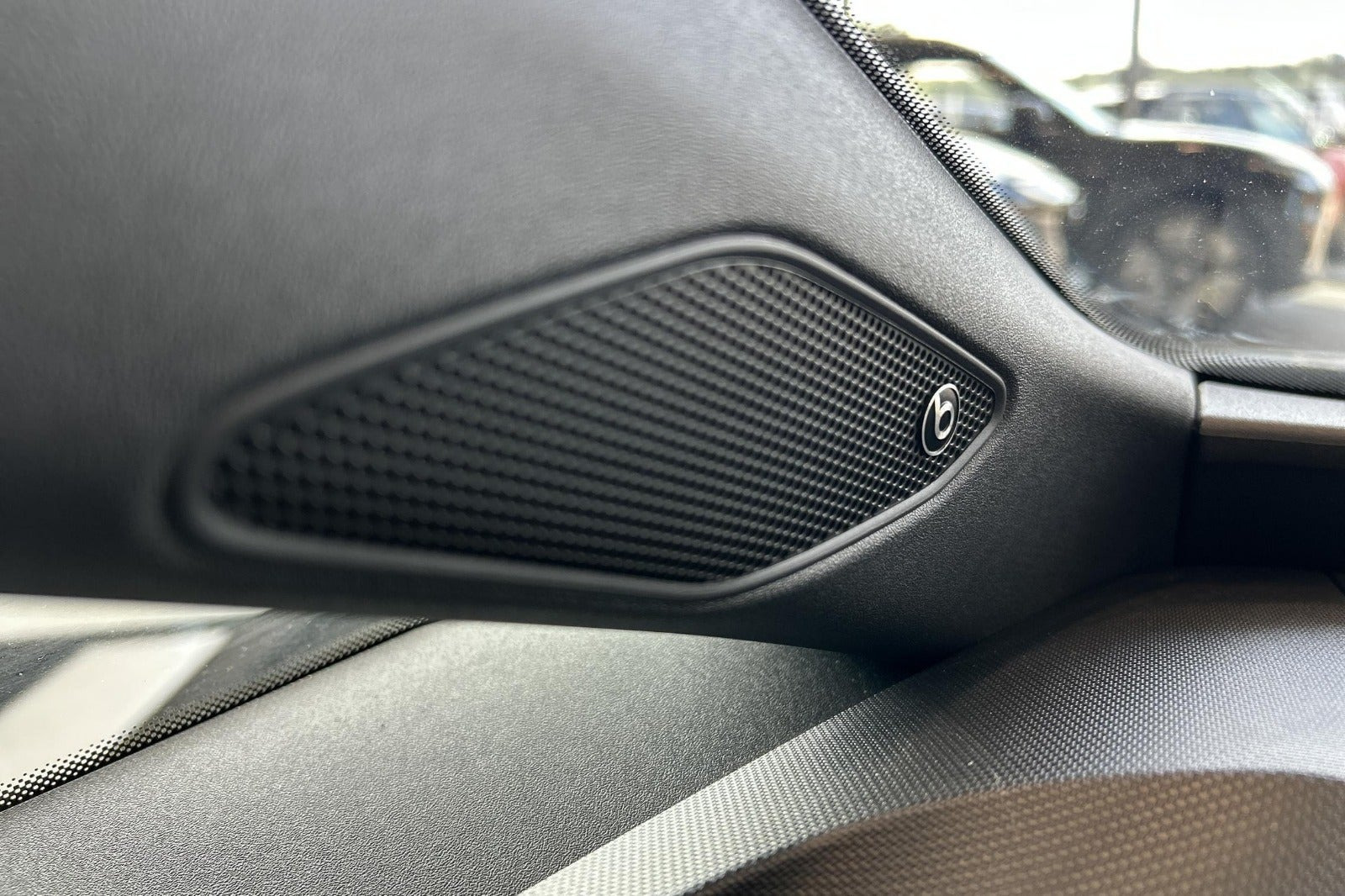 Sølv Cupra Born fra 2024