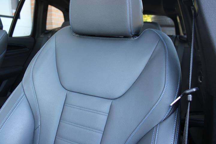 Sort BMW iX3 fra 2023