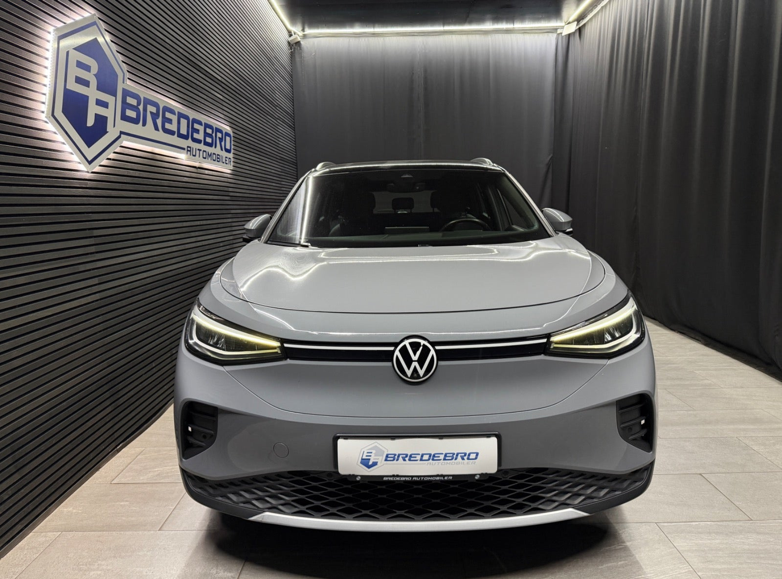 Grå VW ID.4 fra 2023