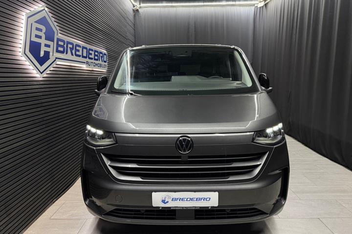 Grå VW e-Caravelle fra 2025