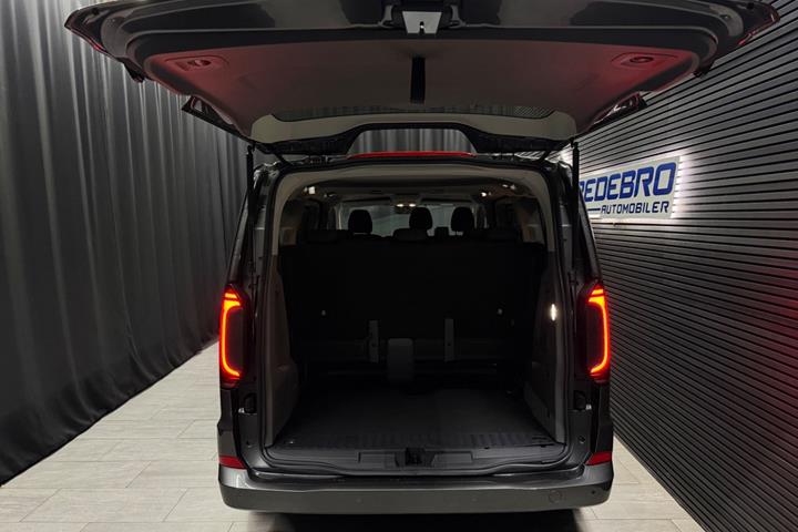 Grå VW e-Caravelle fra 2025