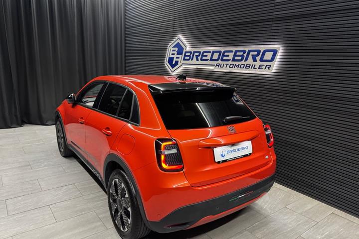 Orange Fiat 600e fra 2024