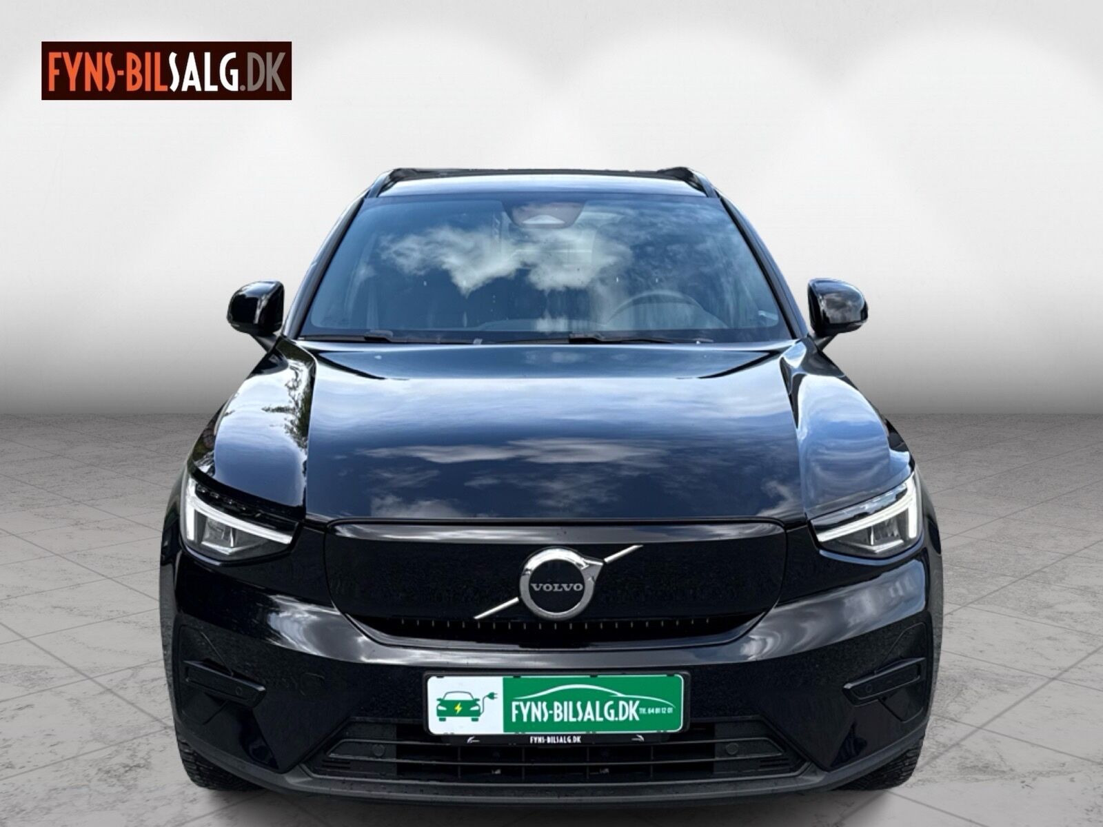 Sort Volvo XC40 fra 2023
