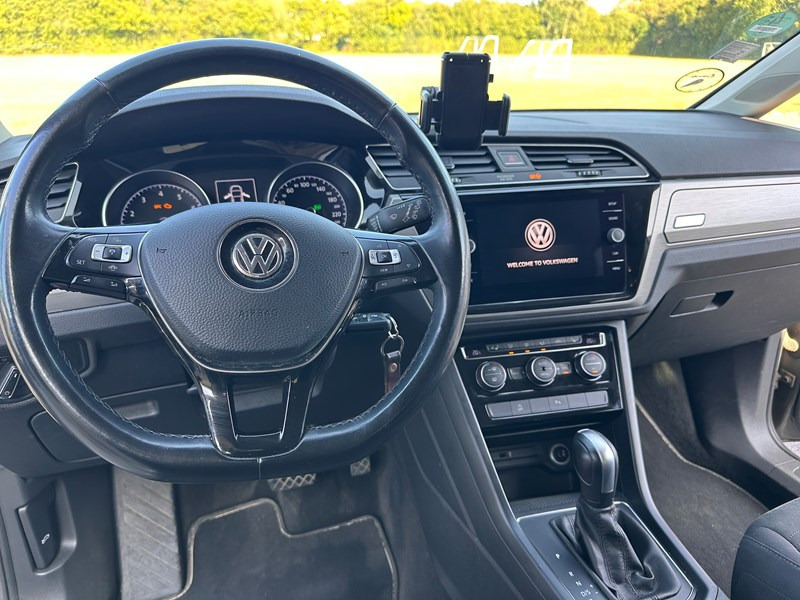 undefined VW Touran fra 2020