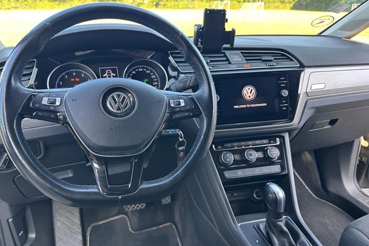 undefined VW Touran fra 2020