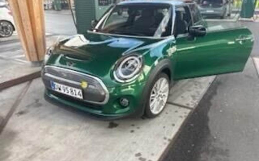 Mini Cooper SE Classic Trim