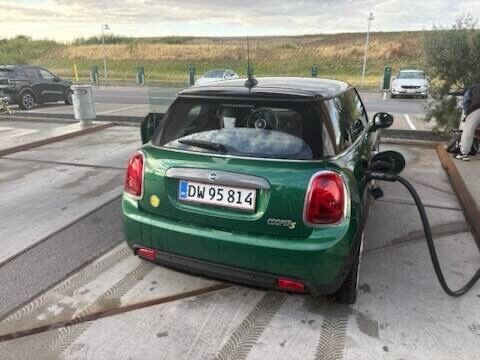 Grøn Mini Cooper SE fra 2021
