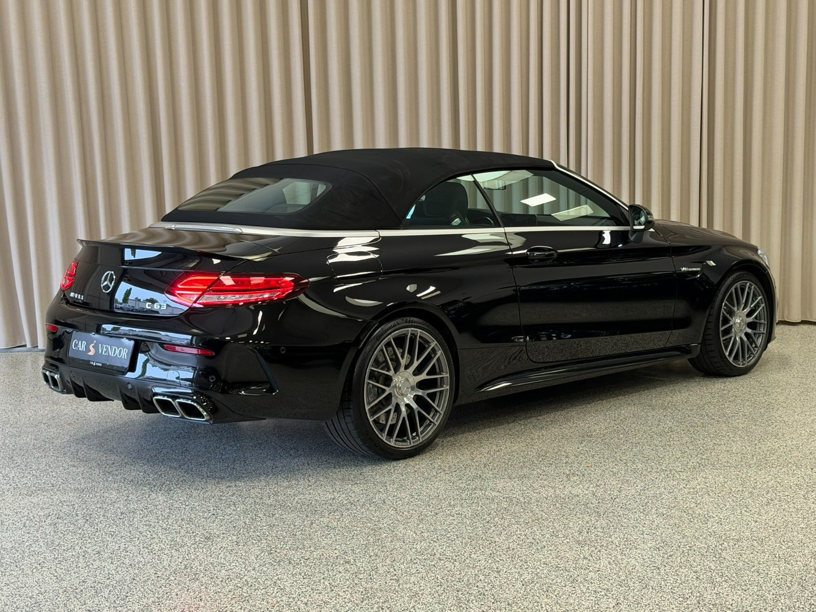 Sort Mercedes C63 fra 2019
