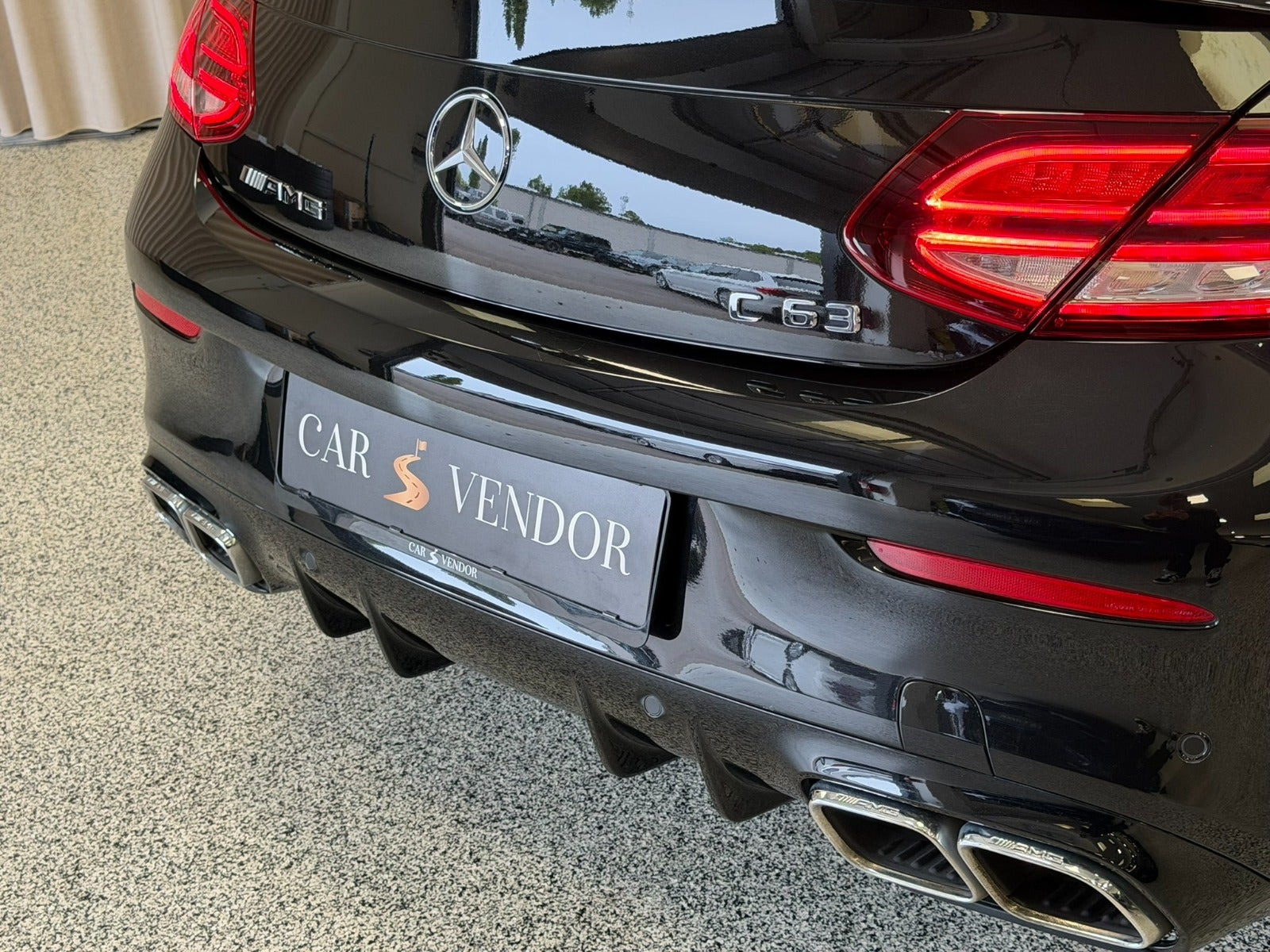 Sort Mercedes C63 fra 2019
