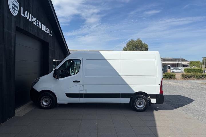 Hvid Renault Master III T35 fra 2016