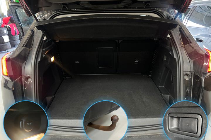 Sort Peugeot 3008 fra 2019