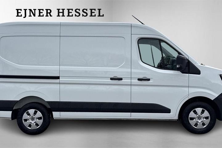 Hvid Renault Master V T33 fra 2025