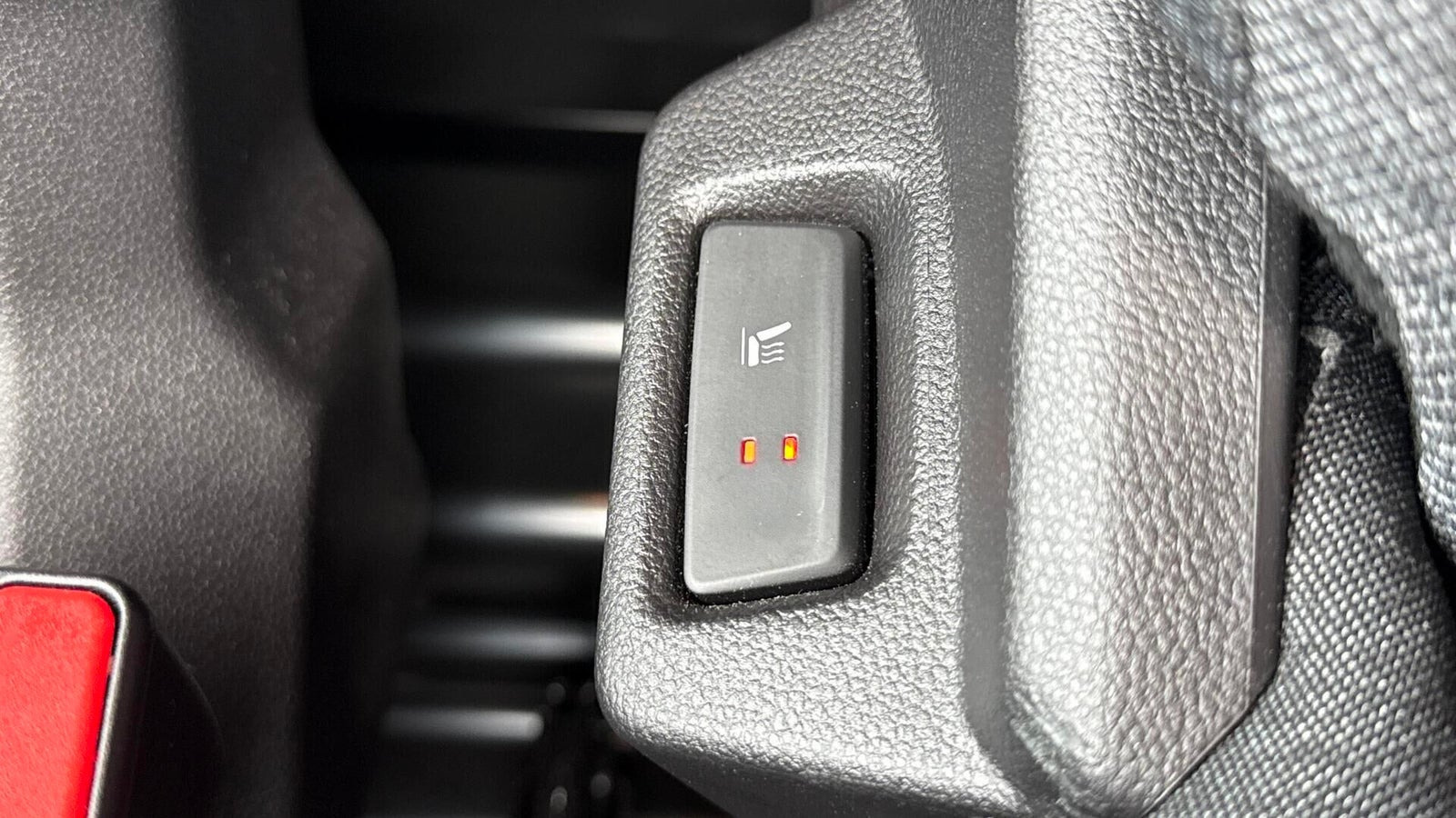 Hvid Renault Master V T33 fra 2025