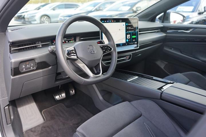 Sølv VW ID.7 fra 2025