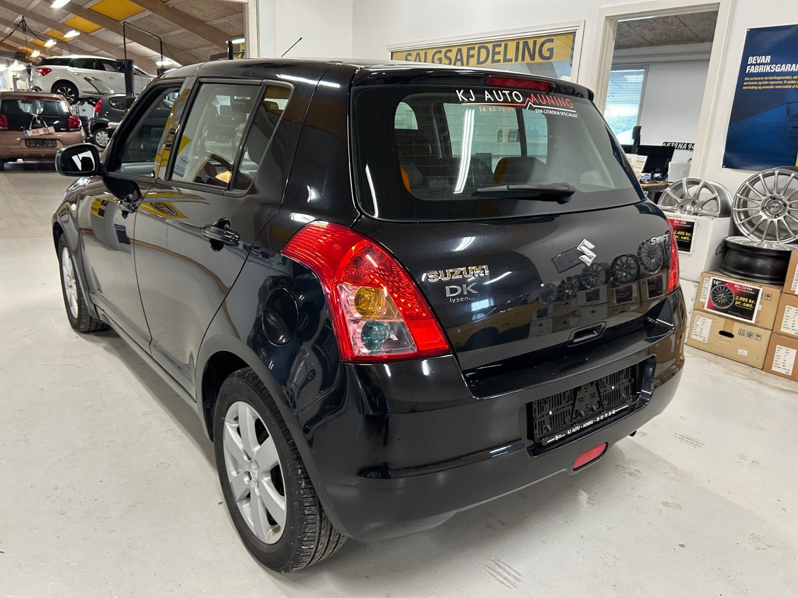Sort Suzuki Swift fra 2008
