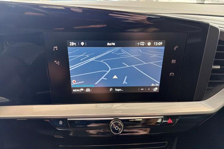 Sort Opel Mokka fra 2021