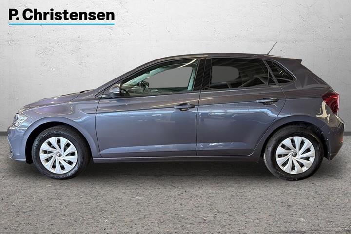 Grå VW Polo fra 2023